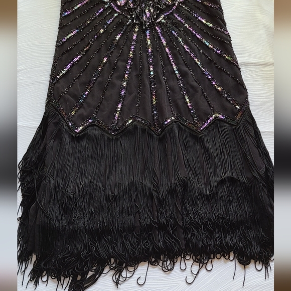 Elegant Black Sequin Flapper Dress 1920s Great Gatsby Style - Picture 9 of 16
